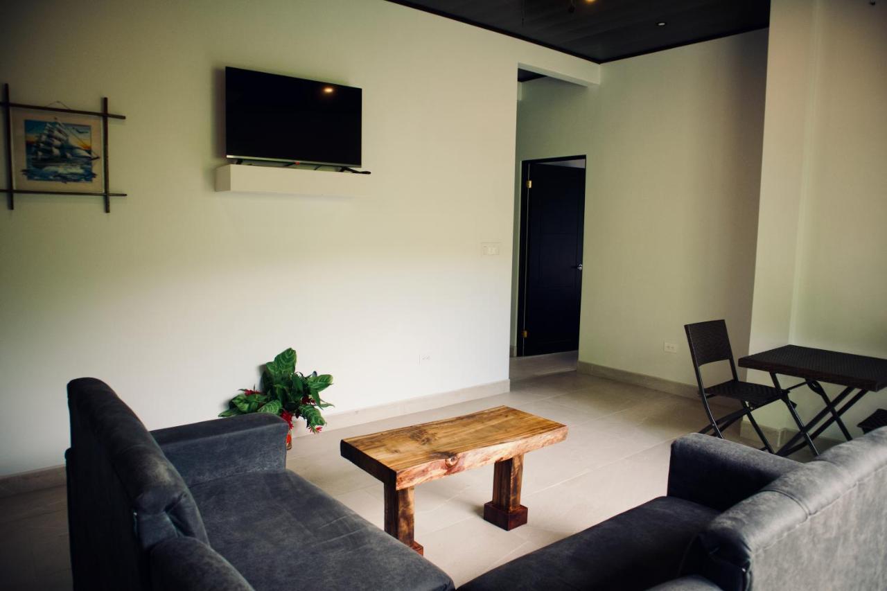 Jungle Home With King Beds -5 Minutes From The Beach Uvita Exterior foto